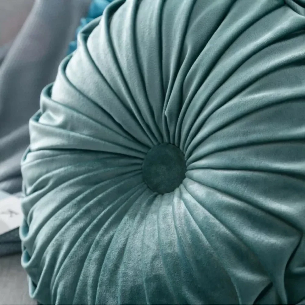 NWT Pleated Velvet Round Throw Pillow Room Couch Decor Solid Cushion Pillow 14” - Picture 4 of 7